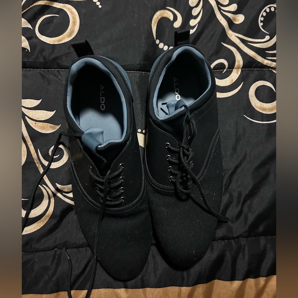 Also shoes